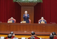 Party chief meets with members of subcommittees preparing for 14th National Congress